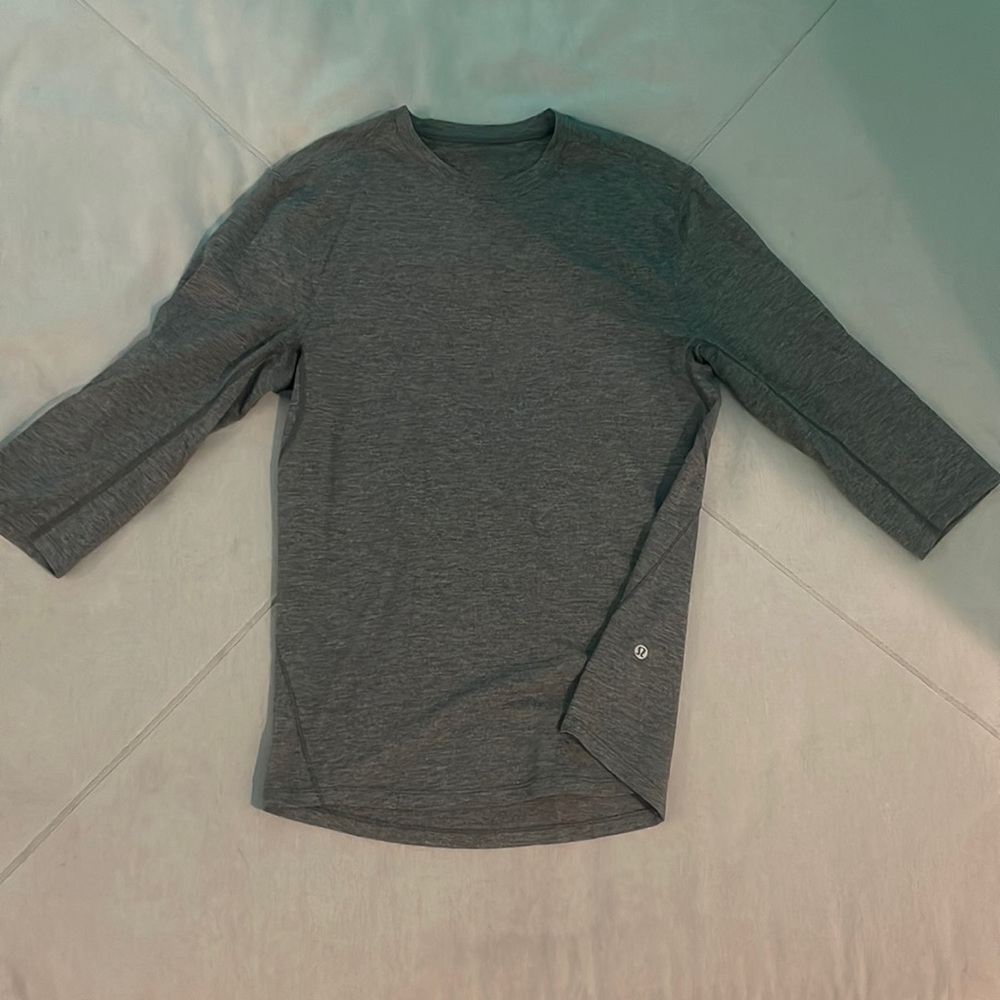 Lululemon 3/4 sleeve baseball style shirt